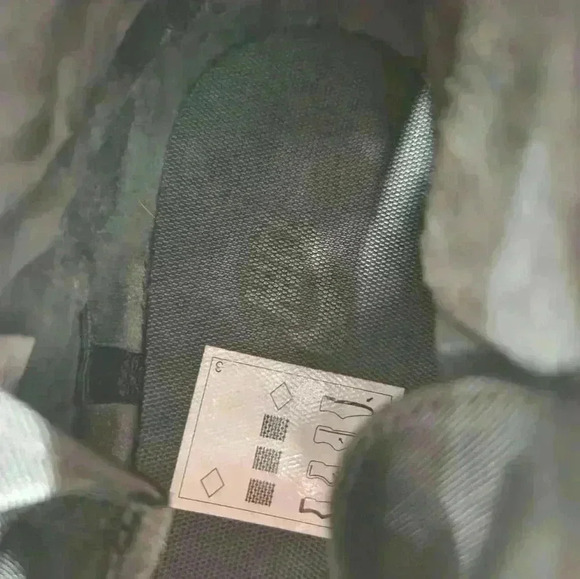 Nike Komyuter SE Triple Black mens size 9.5 - Picture 4 of 8